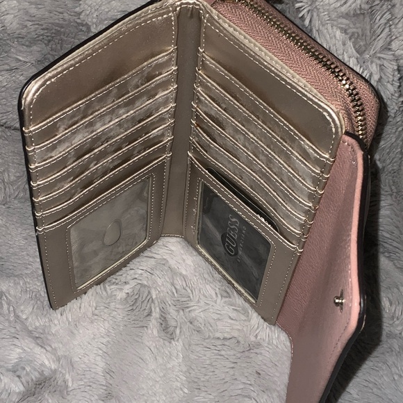 GUESS Women's Wallet - Picture 8 of 11